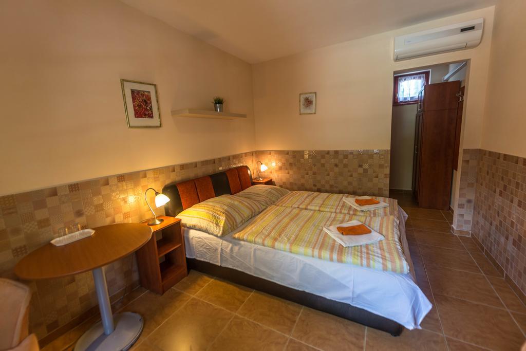 Marina Panzio Hotel Siofok Exterior photo